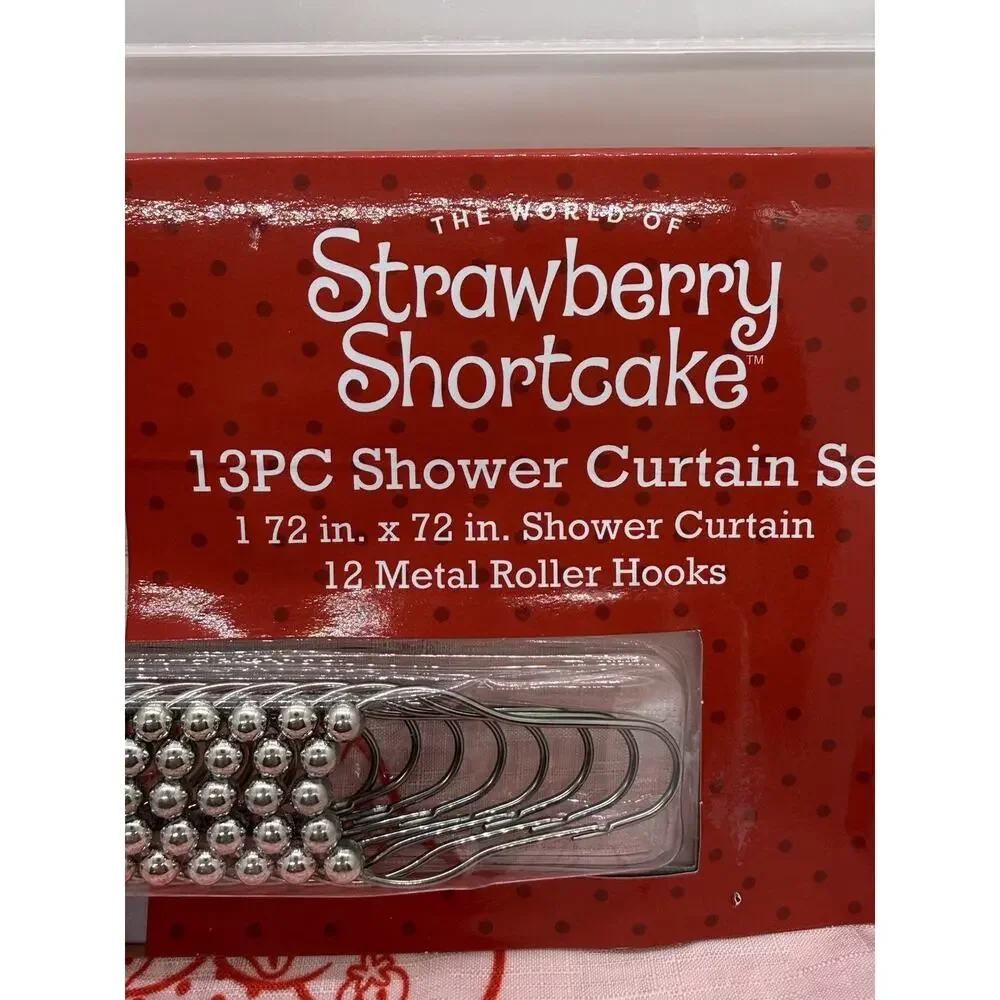 NEW🍓13-Piece Strawberry Shortcake Fabric Shower Curtain Set 72